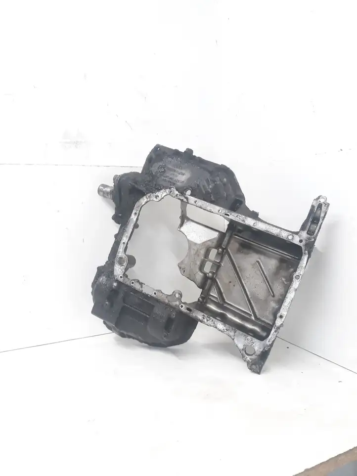 Audi A4 S4 B6 8E 8H (2000 - 2006) 059103603J Картер двигателя — фото 1