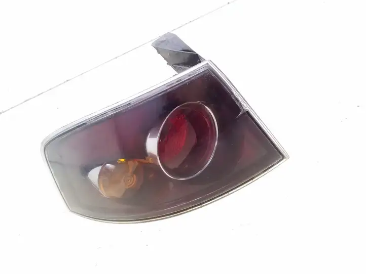 Seat Ibiza III (6L) (2002 - 2008) 6L6945095E Задний фонарь в кузове — фото 1