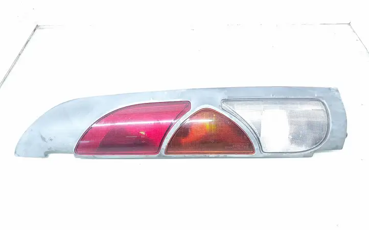 Renault Kangoo I (1997 - 2003) 7700308714 Задний фонарь в кузове — фото 3