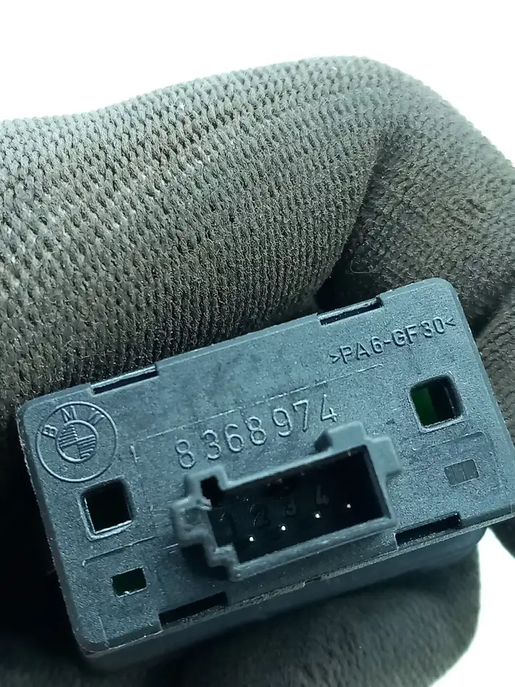 BMW 5 E39 (1996 - 2003) 8368974 Кнопка стеклоподъемников — фото 4