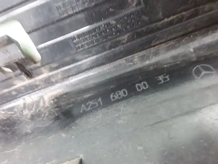 Mercedes-Benz R W251 (2005 - 2013) A2516800035 Внутренняя отделка переднего порога — фото 4