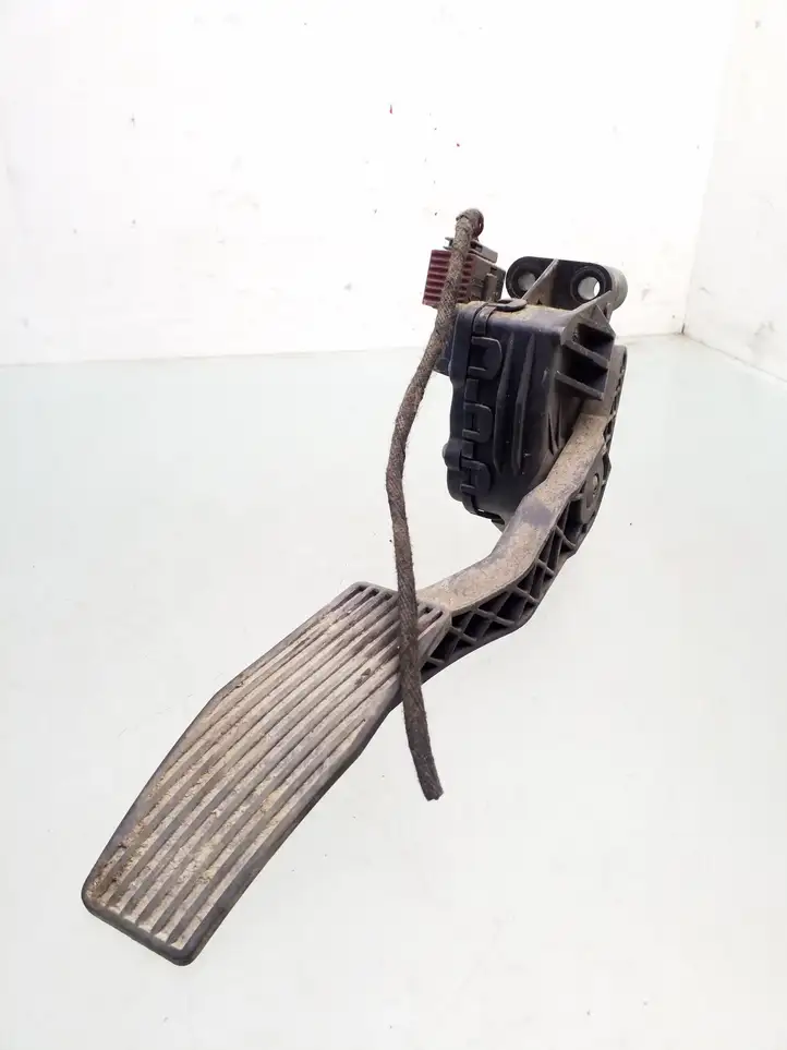 Opel Astra G (1998 - 2004) 9157998 Педаль акселератора — фото 1