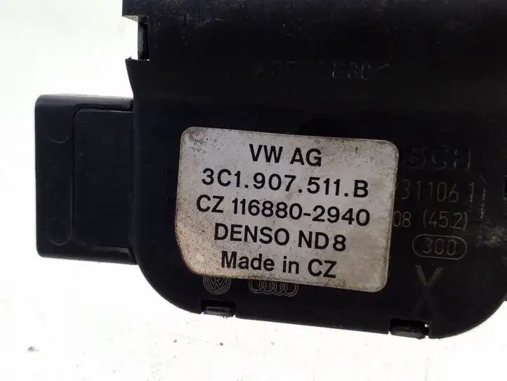 Volkswagen PASSAT B6 (2005 - 2010) 3C1907511B Двигатель задвижки потока воздуха — фото 4