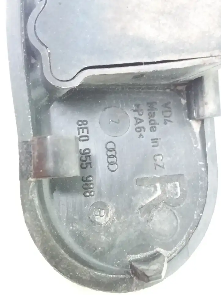 Audi A6 S6 C5 4B (2001 - 2004) 8E0955988B Форсунка омывателя лобового стекла — фото 3