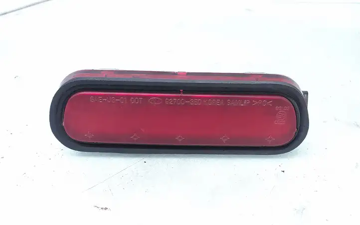 Kia Sorento (2002 - 2006) 927003E0 Дополнительный стоп фонарь — фото 1
