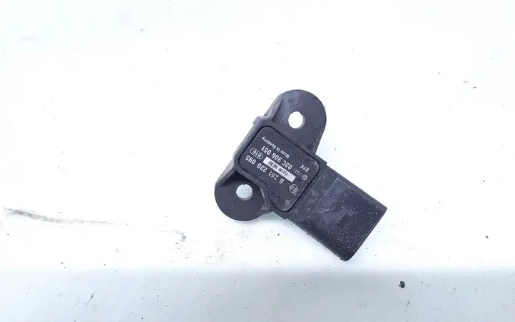 Seat Ibiza III (6L) (2002 - 2008) 0261230095 Датчик давления воздуха впуска — фото 1