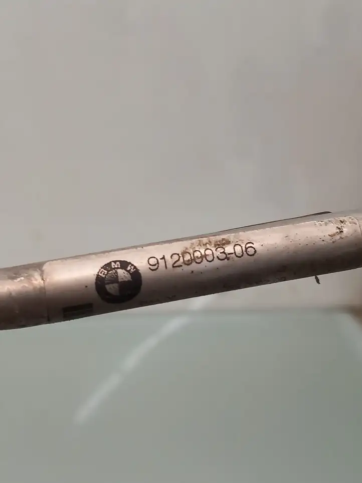 BMW 7 F01 (2008 - 2016) 9120003 Трубки и шланги кондиционера — фото 3