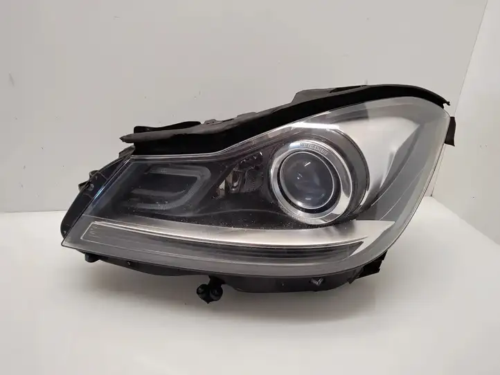 Mercedes-Benz C W204 (2007 - 2014) 1305236782 Передняя фара — фото 1