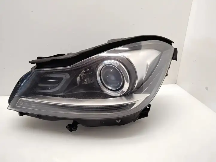 Mercedes-Benz C W204 (2007 - 2014) 1305236782 Передняя фара — фото 3