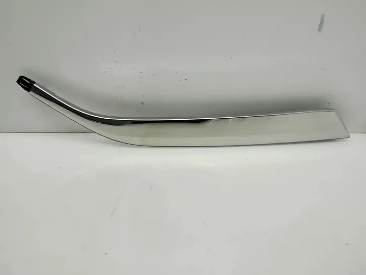 Peugeot 5008 II (2020 - ) 9827008877 Облицовка заднего бокового стекла — фото 10