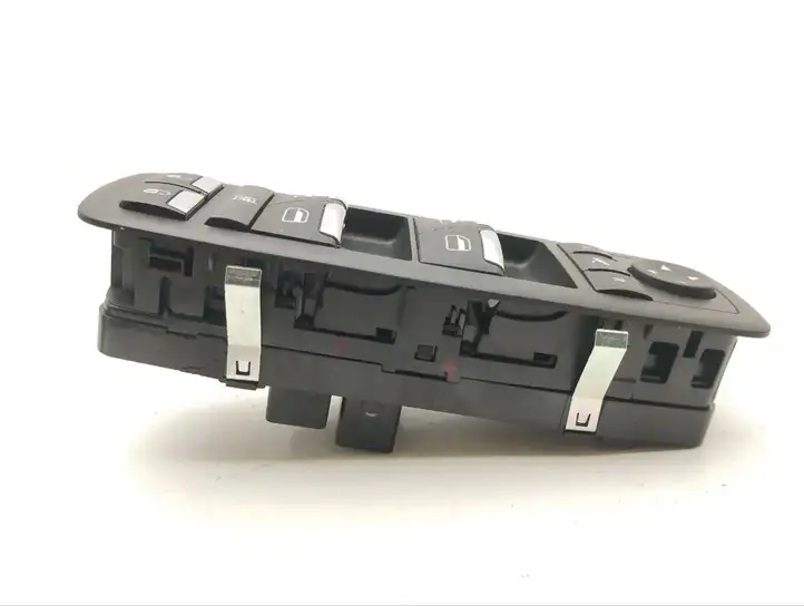 Maserati Quattroporte (2012 - 2016) 670019819 Кнопка стеклоподъемников — фото 3