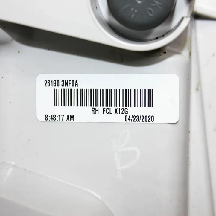 Nissan Leaf I (ZE0) (2010 - 2017) 261803NF0A Поворотный фонарь крыла — фото 6