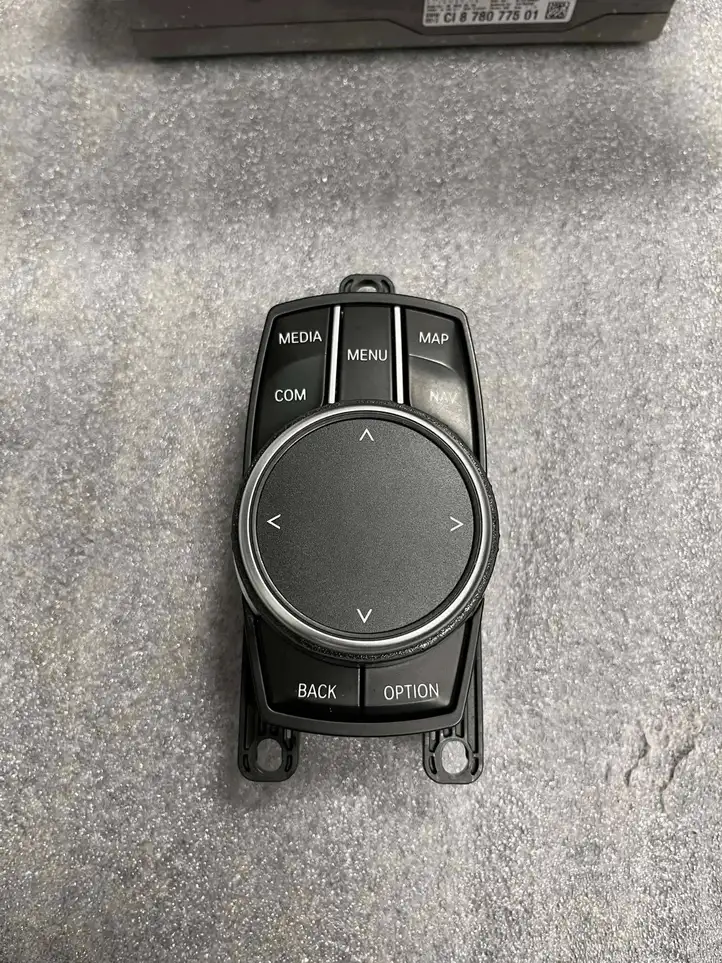 BMW 3 F30 F35 F31 (2012 - 2018) 87093395 Магнитола / мультимедийная система — фото 4