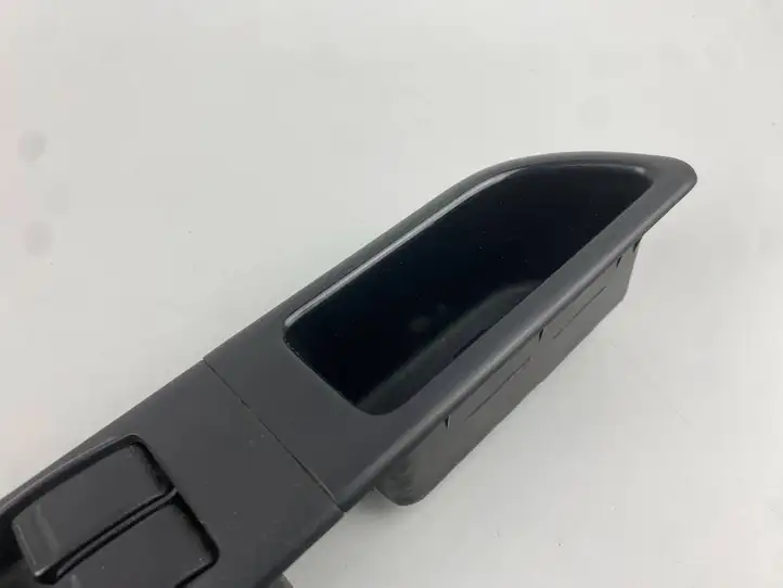Subaru Forester SG (2006 - 2008) Кнопка стеклоподъемников — фото 10