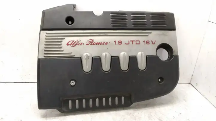 Alfa Romeo GT (2003 - 2010) 735304182 Крышка двигателя декоративная — фото 1