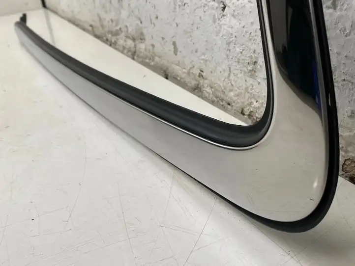 Chrysler Pacifica (2016 - ) 68227296AD Облицовка заднего бокового стекла — фото 12