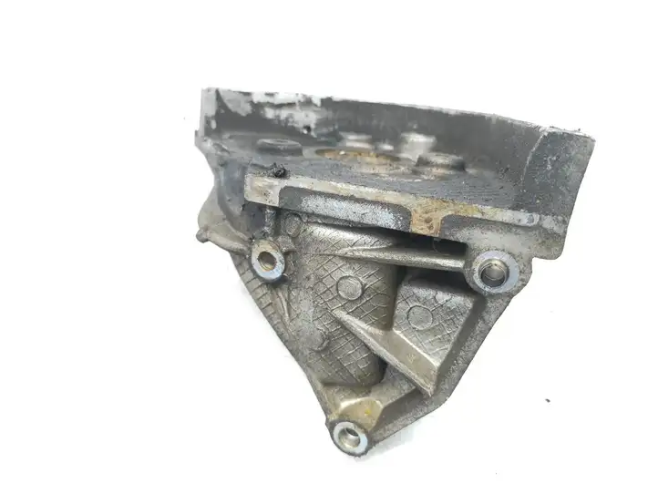 Lancia Phedra (2002 - 2010) 96365905 Кронштейн топливного насоса — фото 3