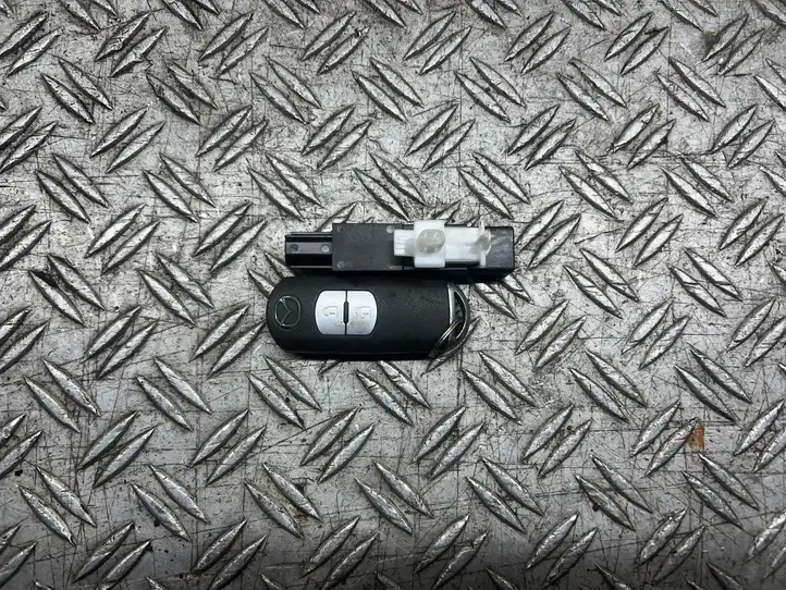 (2012 - 2015) KD45676NX Антенна системы Keyless — фото 2