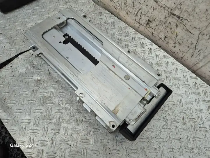 Audi A4 S4 B7 8E 8H (2004 - 2009) 8H0880077B Система защиты от опрокидывания — фото 4