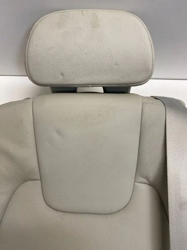 Volvo XC60 (2017 - ) Прочие детали салона — фото 2