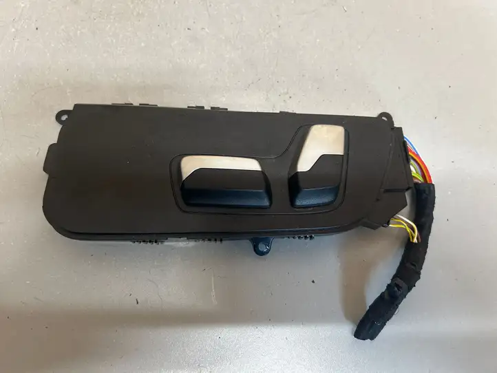 BMW iX3 G08 (2020 - ) 9390105 Ручка регулировки сиденья — фото 1