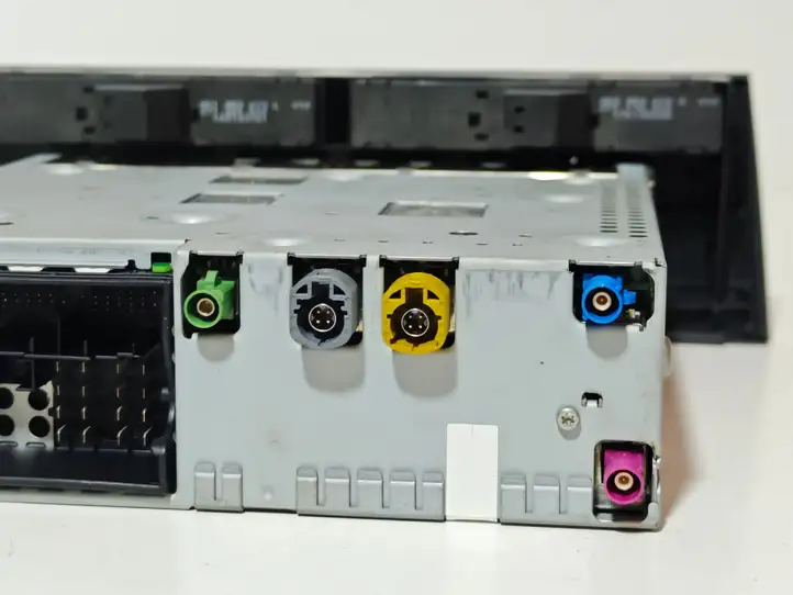 Audi A5 8T 8F (2011 - 2016) 8R1035670F Магнитола / мультимедийная система — фото 8