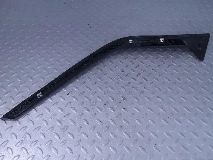 BMW XM (2022 - ) 51379881640 Облицовка заднего бокового стекла — фото 4