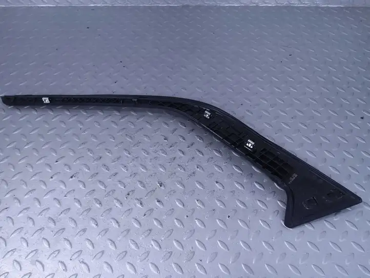 BMW XM (2022 - ) 51379881640 Облицовка заднего бокового стекла — фото 6