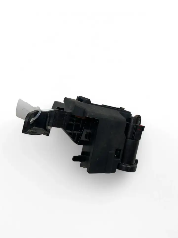 Audi Q5   80A941823 Реле выравнивания тока