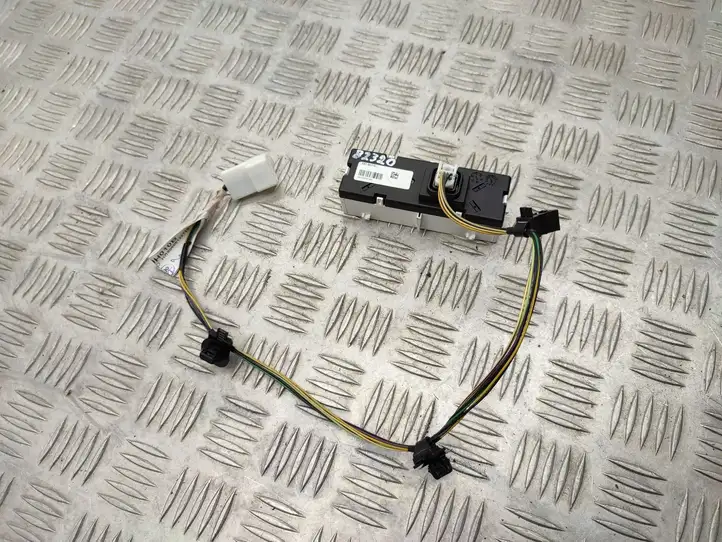 Citroen C1 (2014 - )  AM1306161904 Реле предупреждения об ремнях безопасности