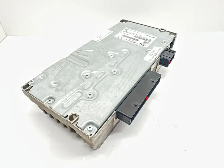 Audi A5 8T 8F (2007 - 2011) 8T0035223F Усилитель звука — фото 4