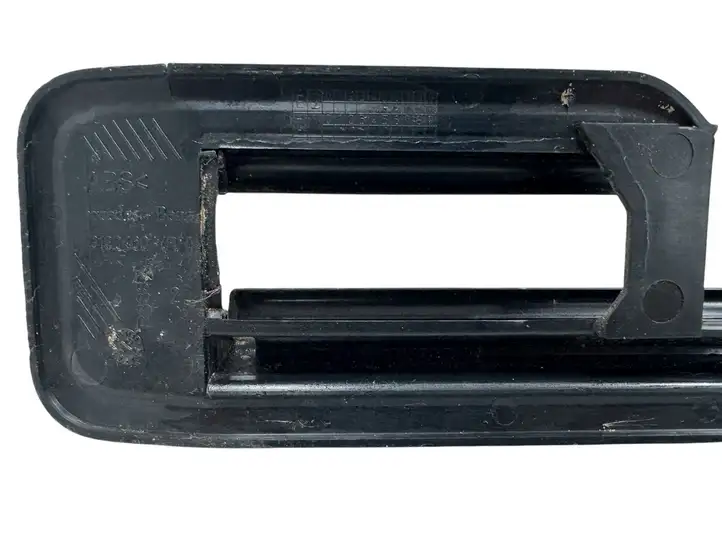 Mercedes-Benz GLS X167   A1679190400 Отделка лыжи переднего сиденья пассажира