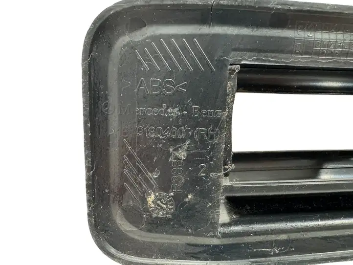 Mercedes-Benz GLS X167   A1679190400 Отделка лыжи переднего сиденья пассажира