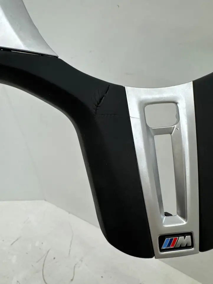 BMW 3 G20 G21 (2019 - ) Оплётка рулевого колеса — фото 2