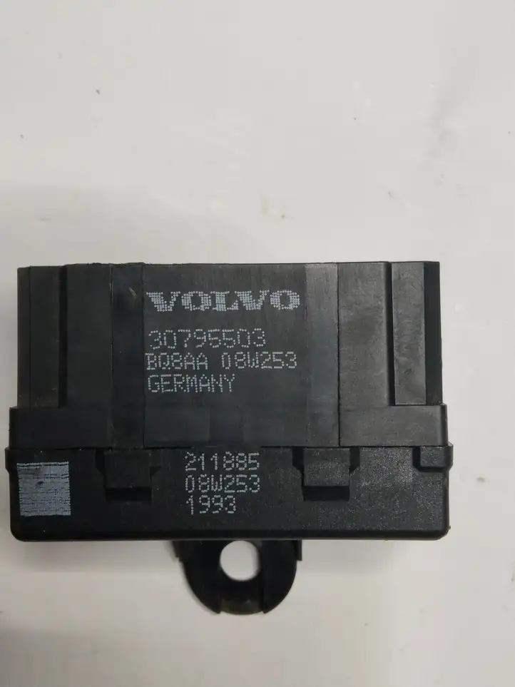 Land Rover Freelander 2 - LR2 (2006 - 2010) 30795503 Реле обогрева — фото 2