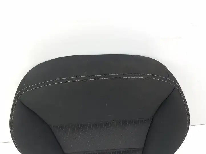 Infiniti Q30 Нижняя часть сиденья переднего пассажира — фото 8