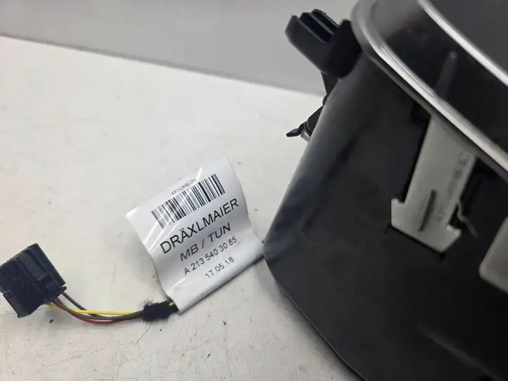 Mercedes-Benz E W238 (2017 - ) A2136802807 Пепельница — фото 7