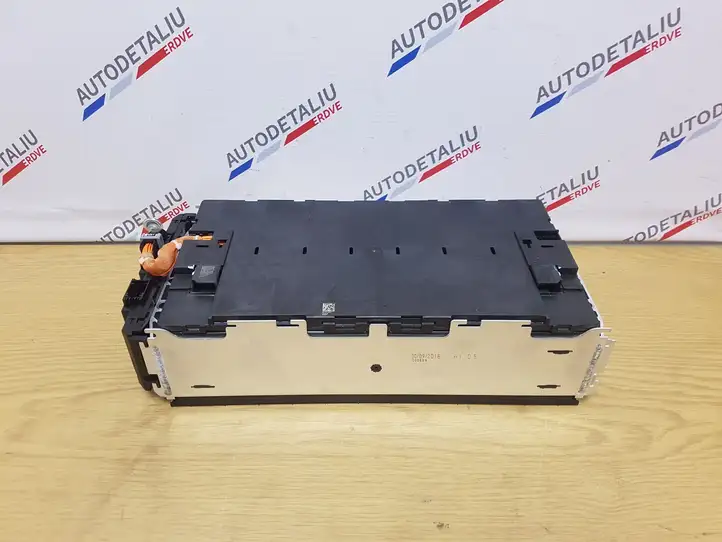 BMW 3 F30 F35 F31 (2012 - 2018) 8612168 Модуль аккумуляторной батареи гибридного автомобиля / электромобиля — фото 1