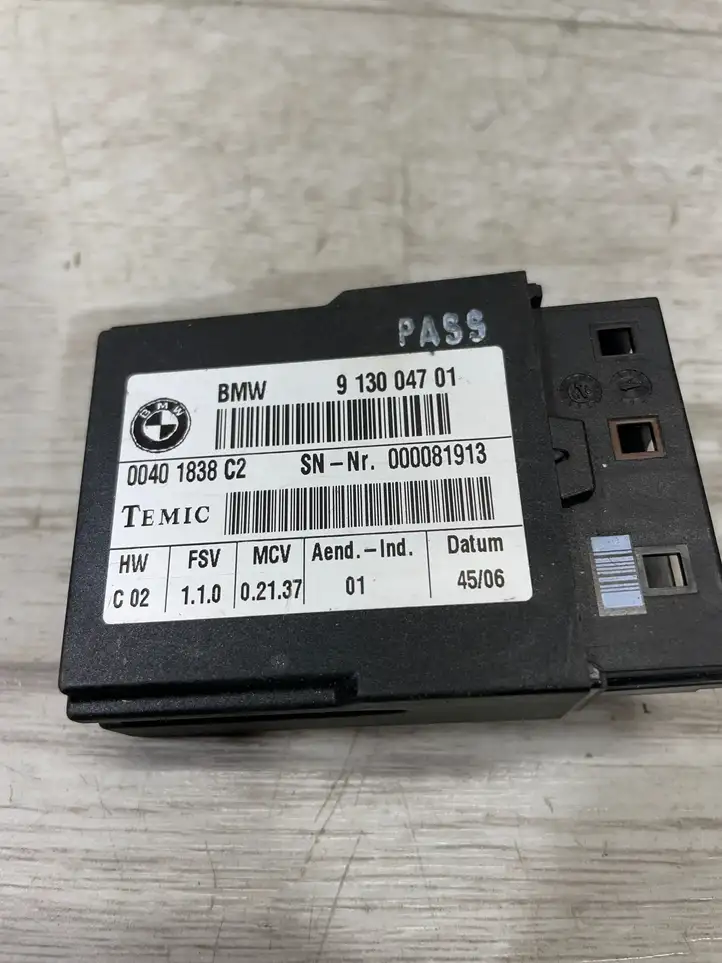 BMW 3 E92 E93 (2005 - 2014) 9130047 Реле предупреждения об ремнях безопасности — фото 4