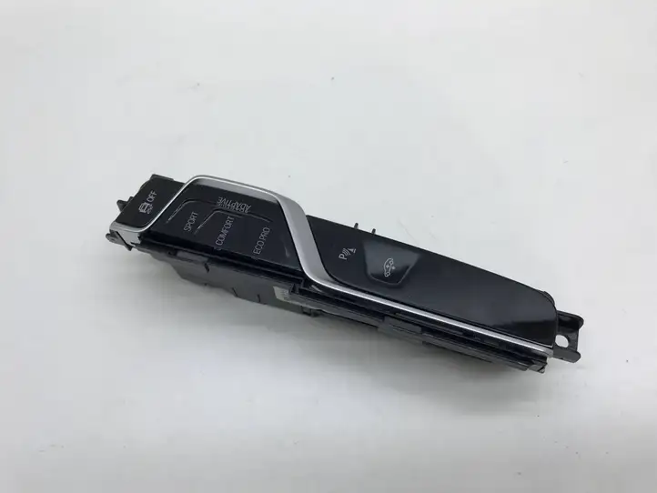 BMW 7 G11 G12 (2015 - 2022) 6819156 Кнопка парктроника — фото 1