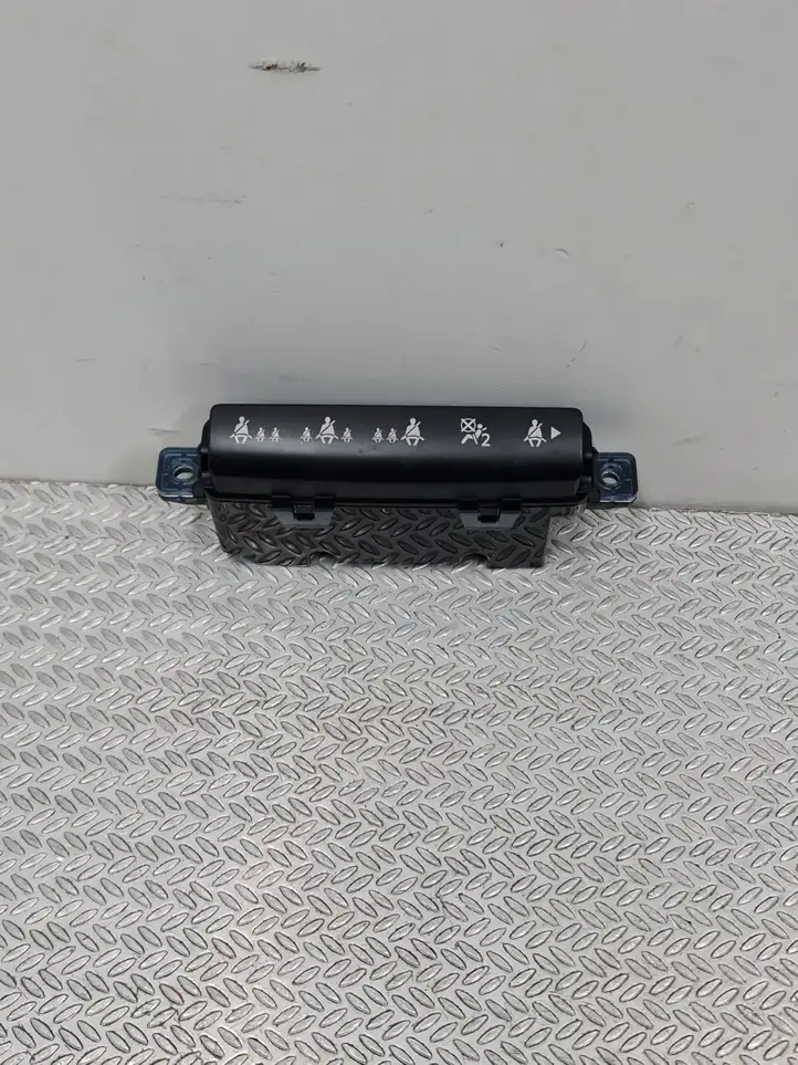 Nissan Qashqai (2006 - 2010)  P10075A7711000 Реле предупреждения об ремнях безопасности