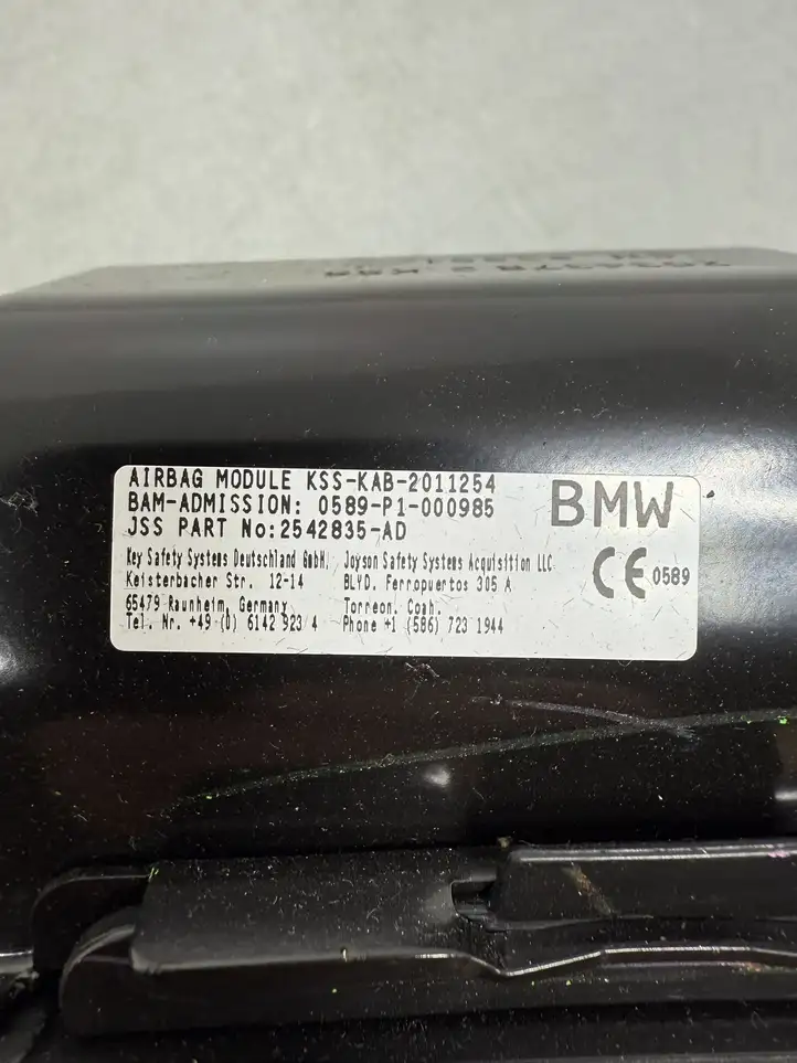 BMW X5 G05 (2018 - ) 6991407 Коленная подушка безопасности — фото 2