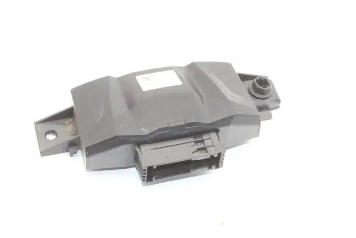 Mercedes-Benz Sprinter W907 W910 (2018 - )  A0009000927 Реле выравнивания тока