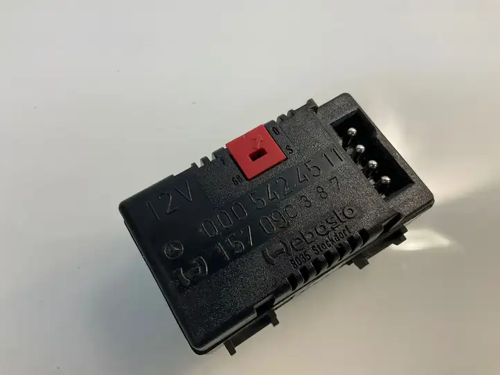 Mercedes-Benz E W210   0005424511 Секундомер подогрева автомобиля