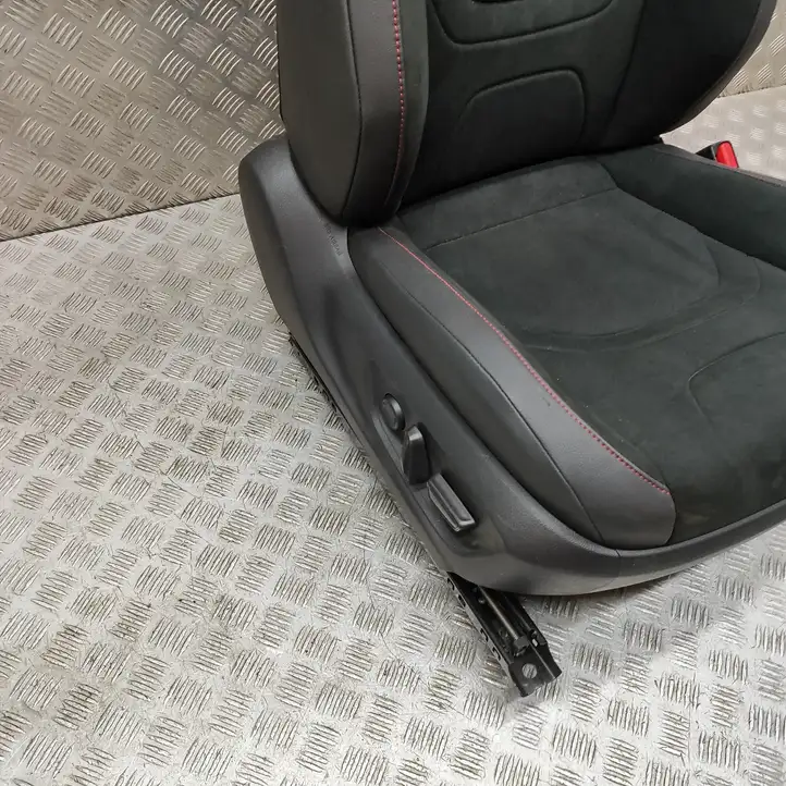 Toyota C-HR II (2023 - ) 71501F4100 Переднее сиденье пассажира — фото 3