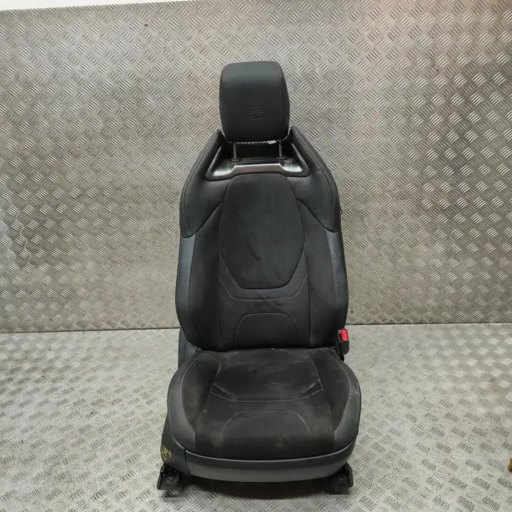 Toyota C-HR II (2023 - ) 71501F4100 Переднее сиденье пассажира — фото 1