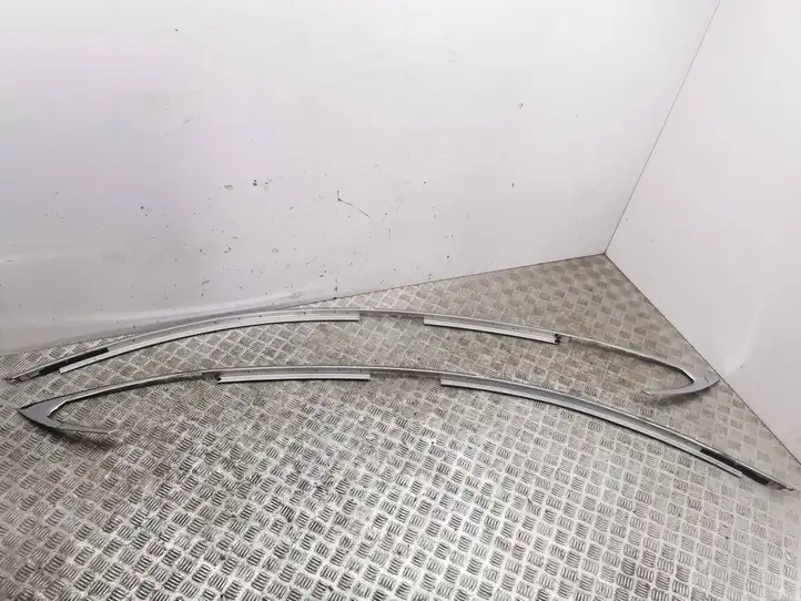 Tesla Model S (2012 - 2016)   Передняя декоративная планка