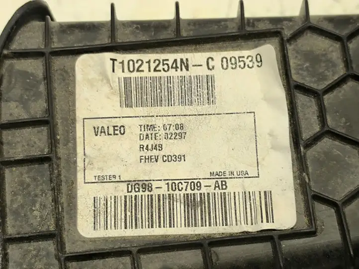 Ford Fusion II (2013 - ) DG9810C709AB электрический вентилятор батареи автомобиля — фото 2