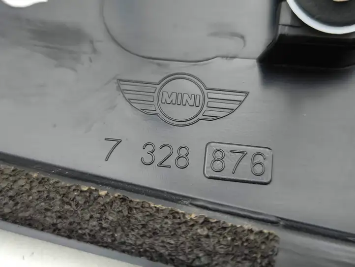 Mini (2024 - ) 7328876 Облицовка заднего бокового стекла — фото 9