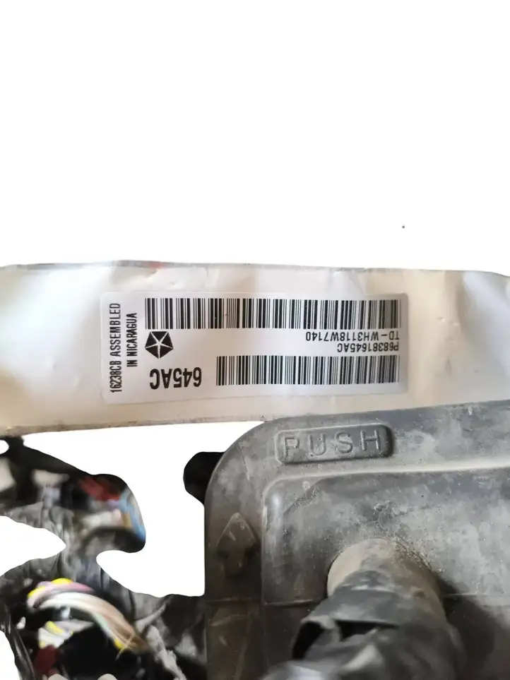 Jeep Grand Cherokee (2010 - 2021) P68322414ab Плюсовой провод аккумулятора — фото 6